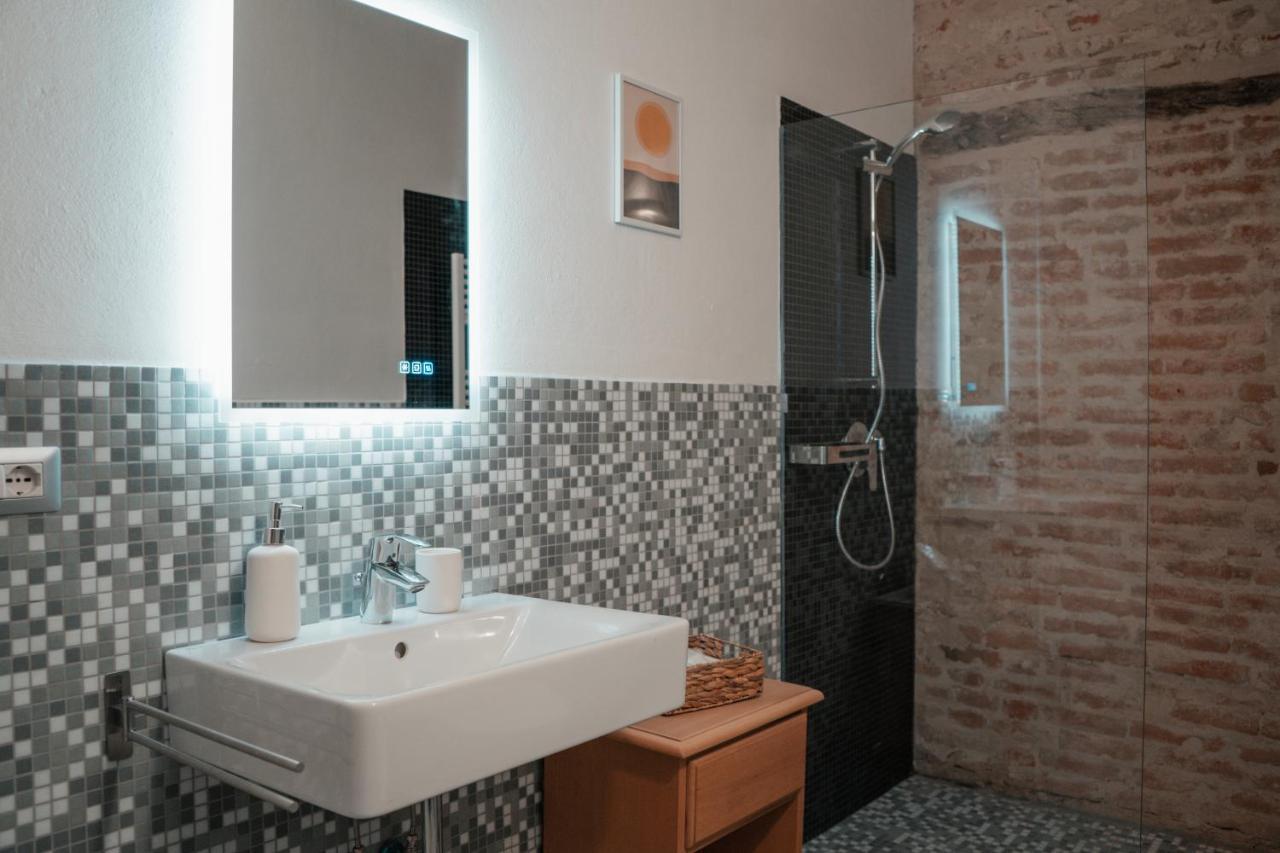 Apartment Centro Storico Recinto Dei Nobili 2-private Parking Asti